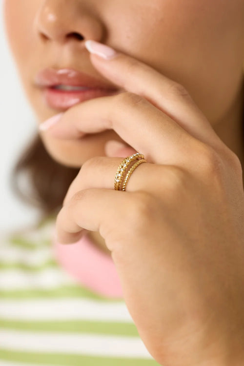 Double Rhinestone Ring gouden stainless steel ring met rhinestones
