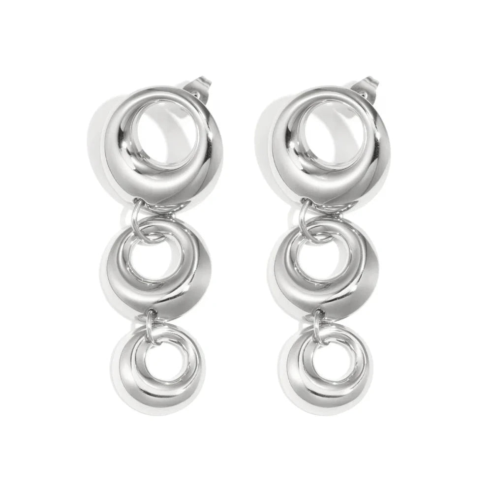 Triple Circle Earrings zilveren stainless steel oorbellen met drie ronde vormen